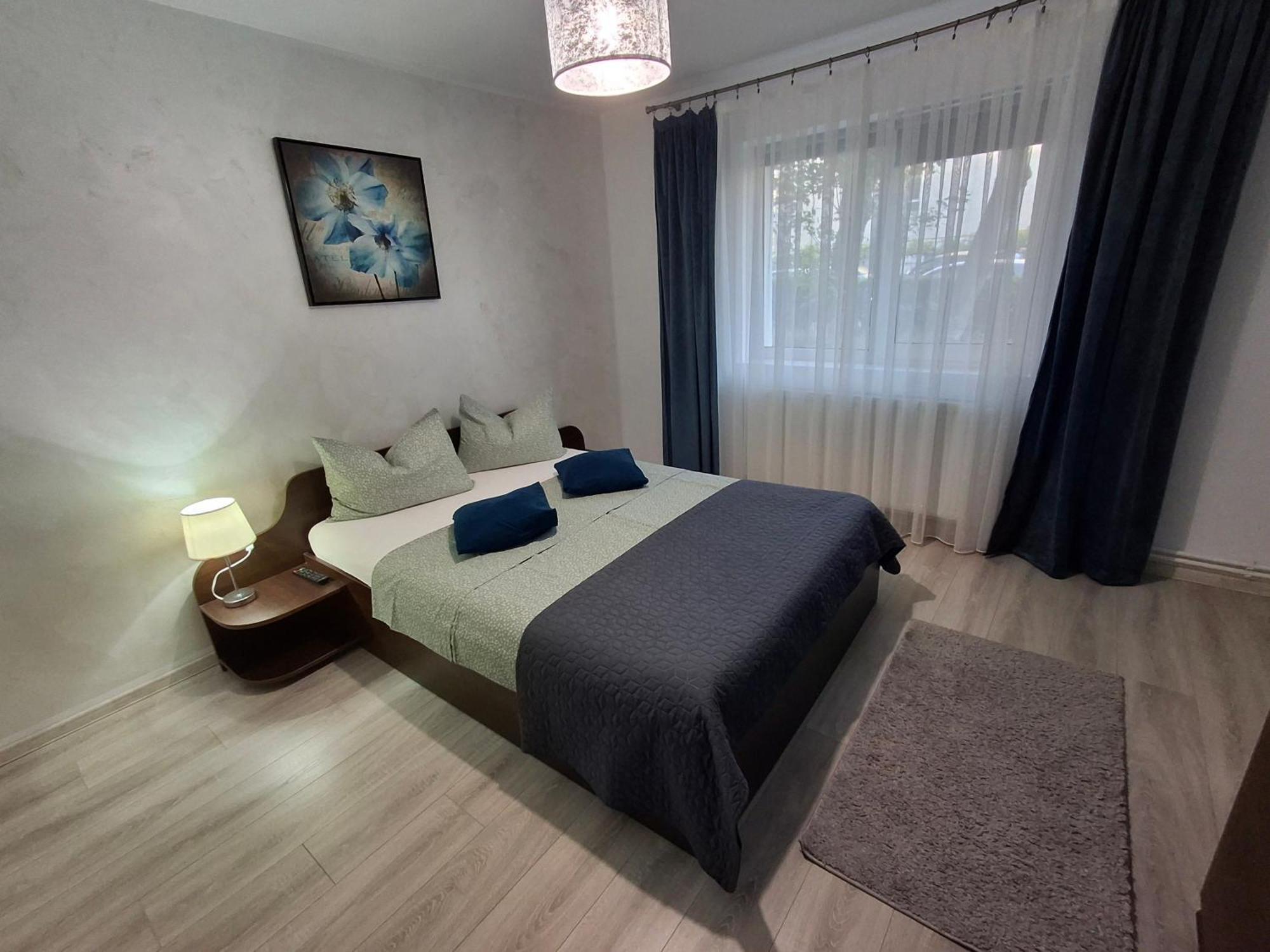 Apartament Claudia Deva Buitenkant foto
