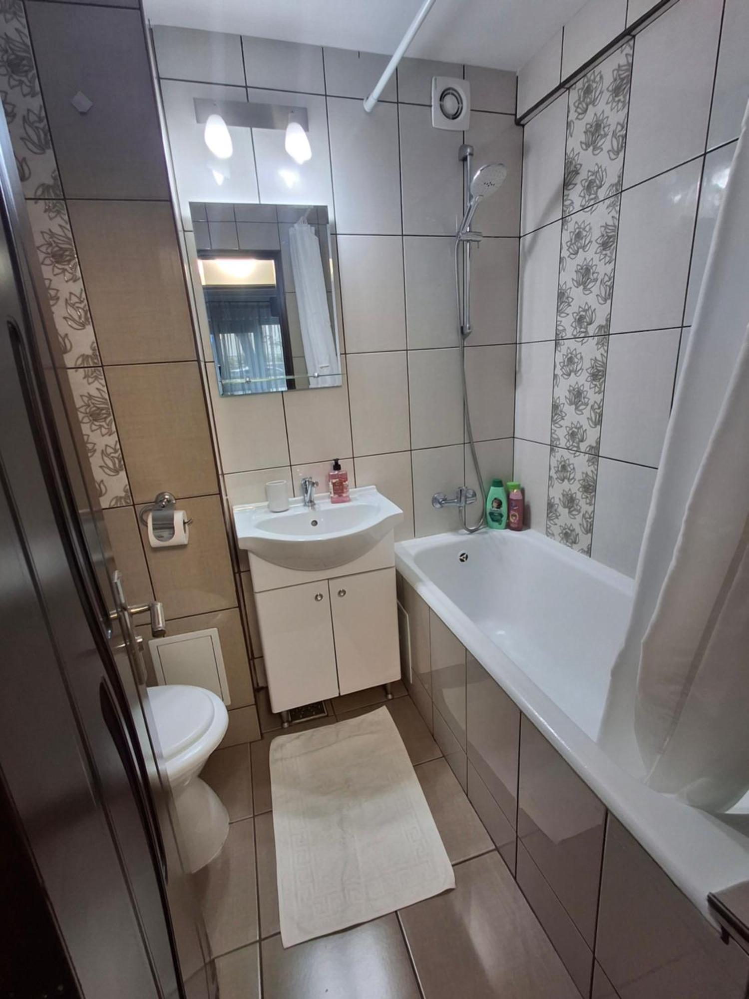Apartament Claudia Deva Buitenkant foto