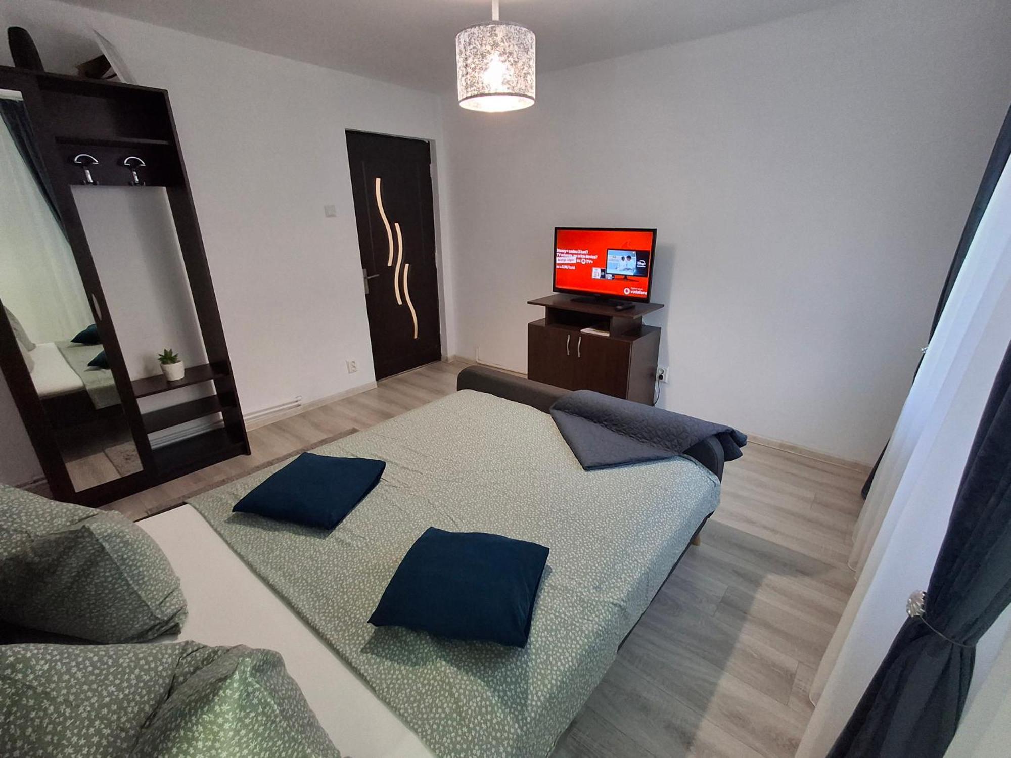 Apartament Claudia Deva Buitenkant foto
