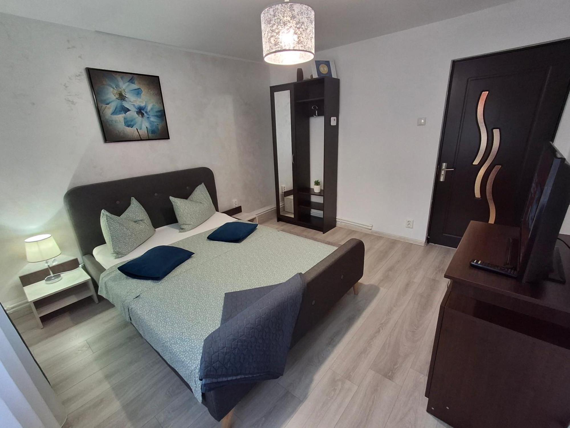 Apartament Claudia Deva Buitenkant foto