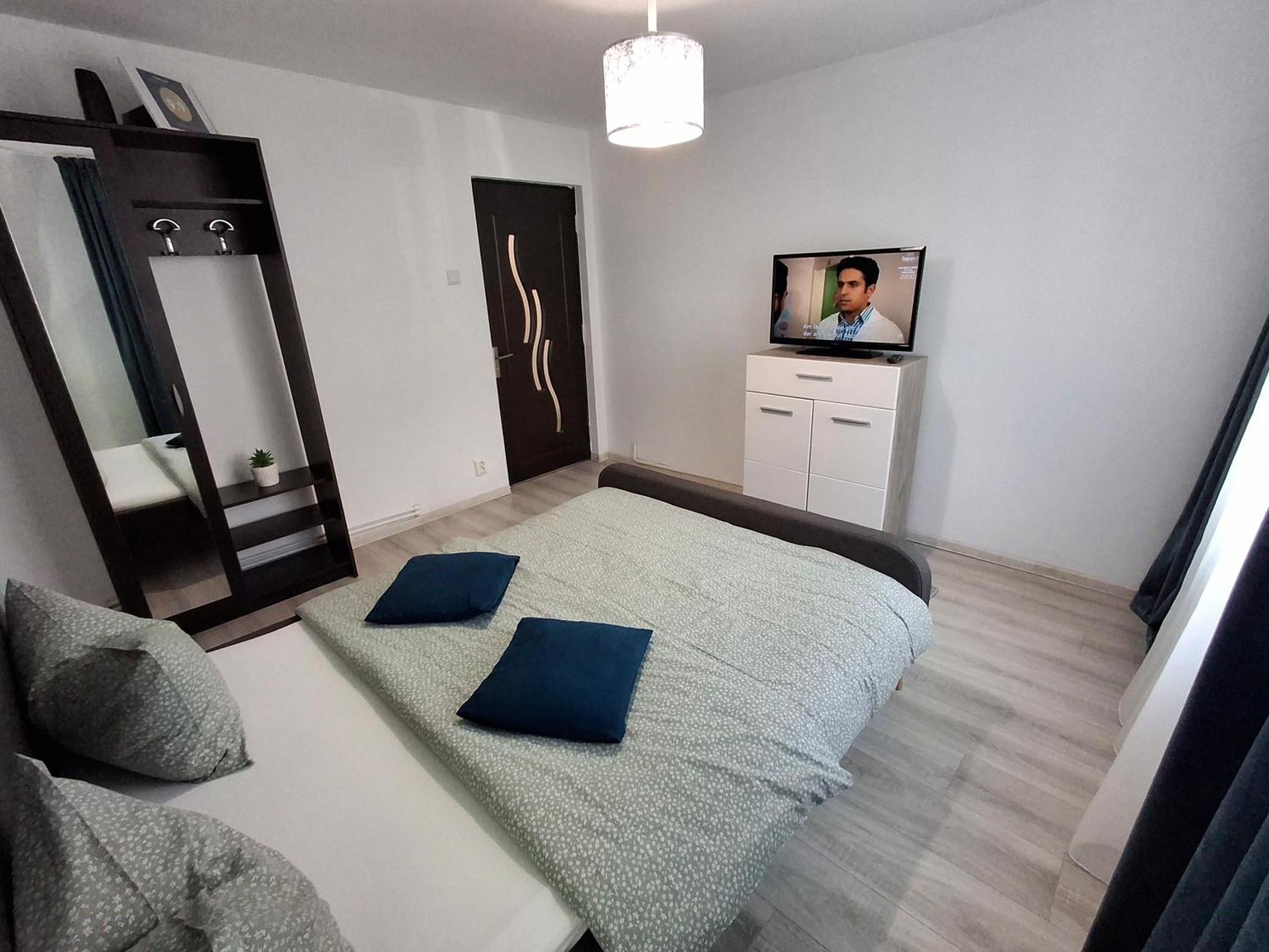 Apartament Claudia Deva Buitenkant foto