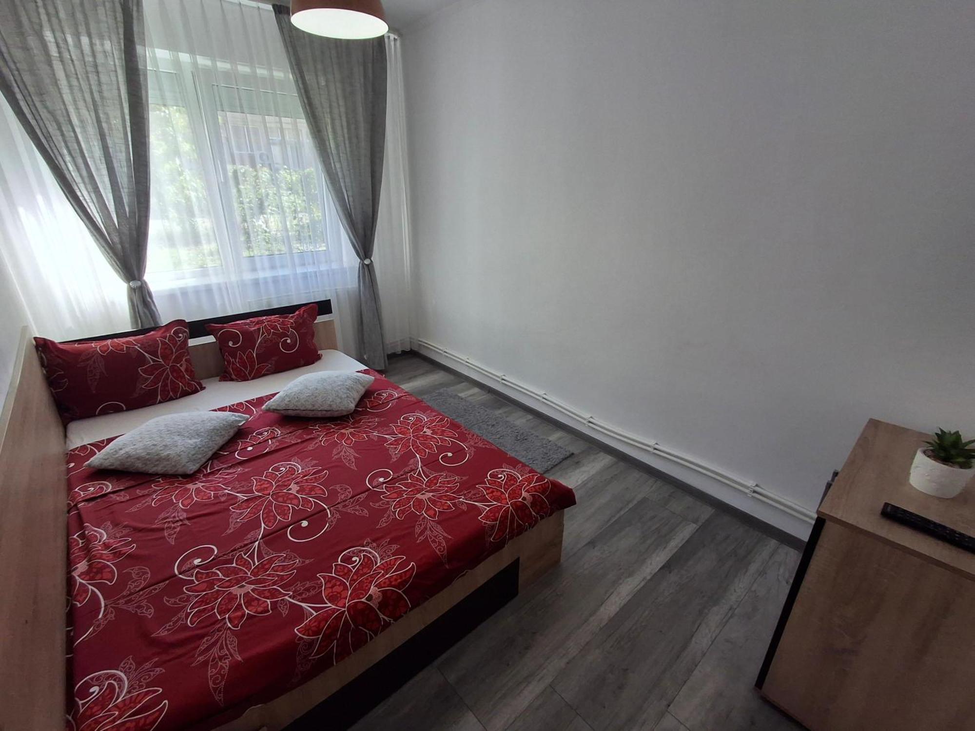 Apartament Claudia Deva Buitenkant foto