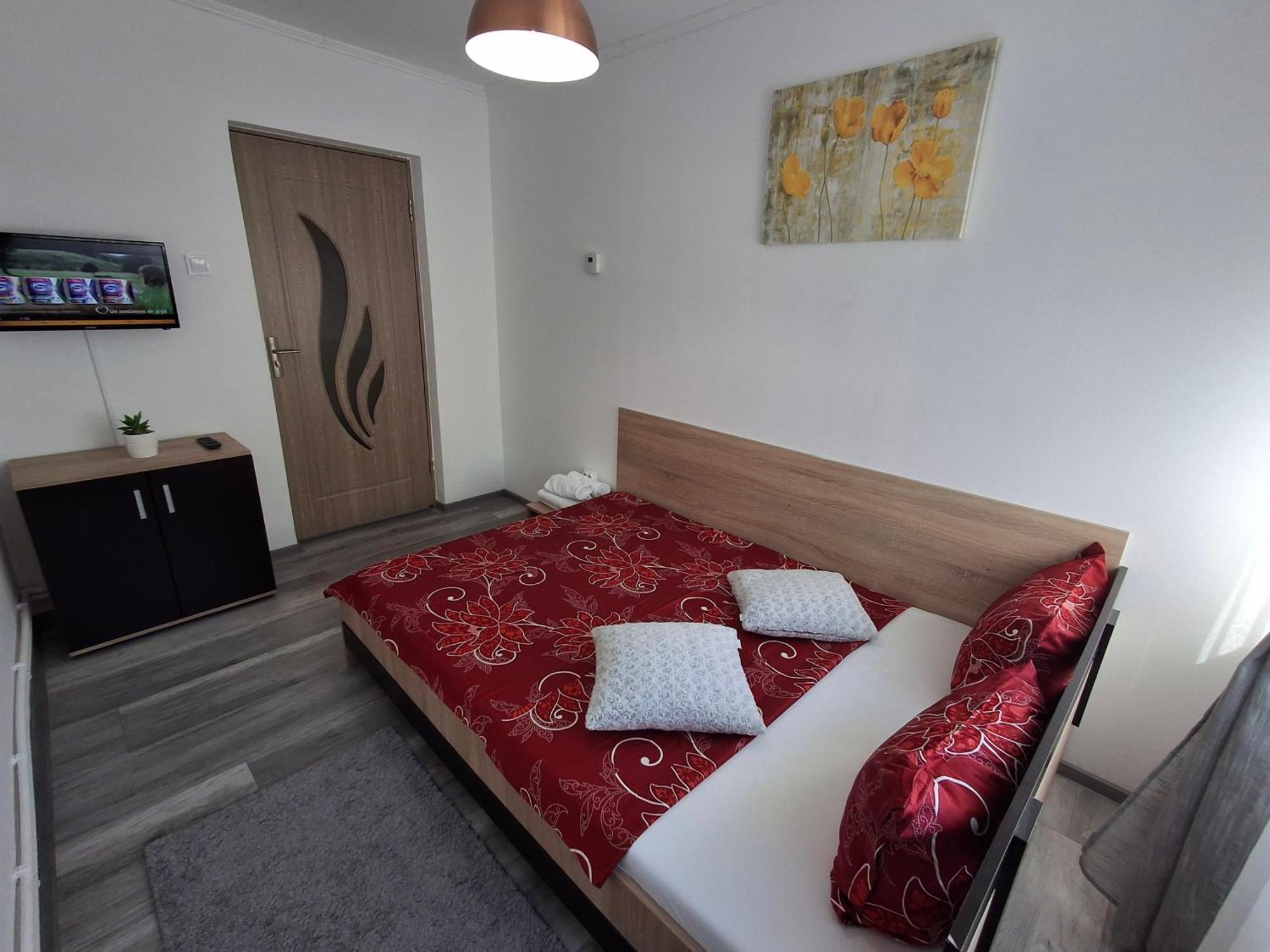 Apartament Claudia Deva Buitenkant foto