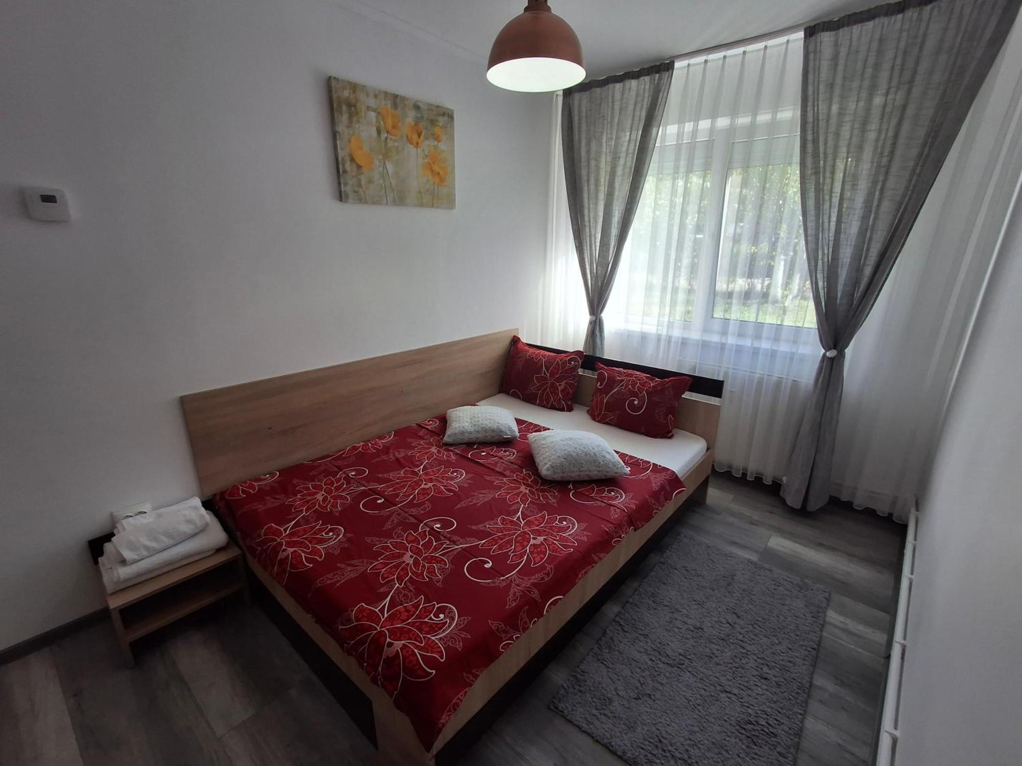 Apartament Claudia Deva Buitenkant foto